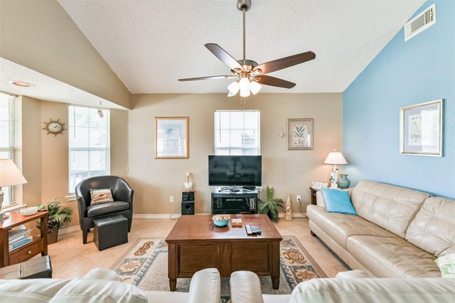 4030 Fort Bend Drive, Galveston, TX 77554