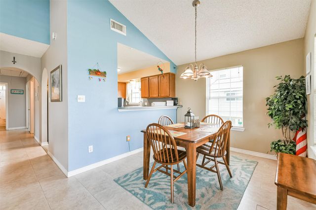 4030 Fort Bend Drive, Galveston, TX 77554