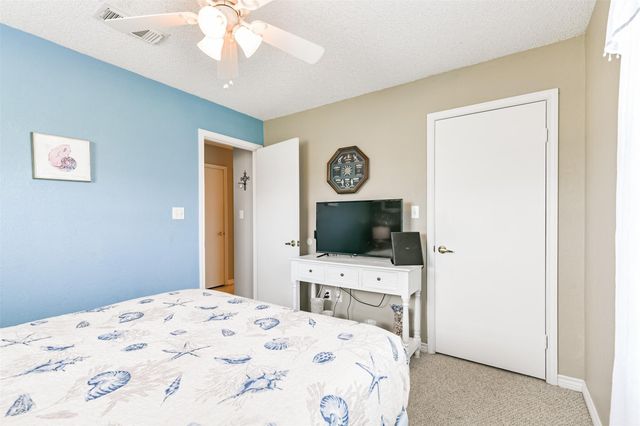 4030 Fort Bend Drive, Galveston, TX 77554