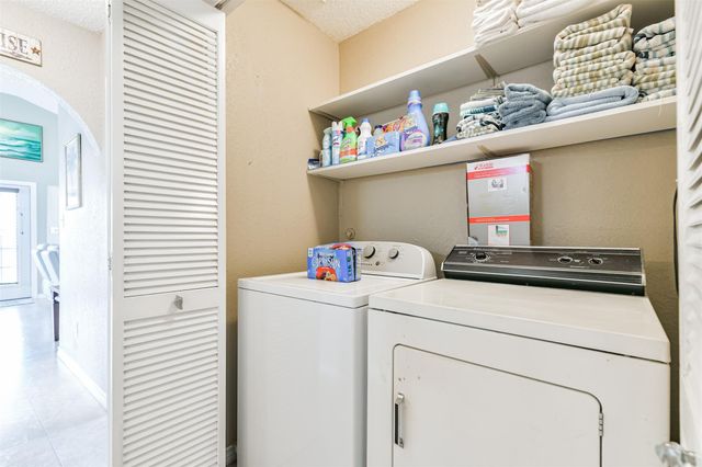 4030 Fort Bend Drive, Galveston, TX 77554