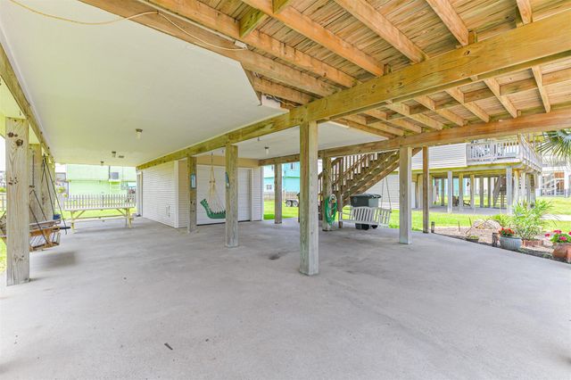 4030 Fort Bend Drive, Galveston, TX 77554