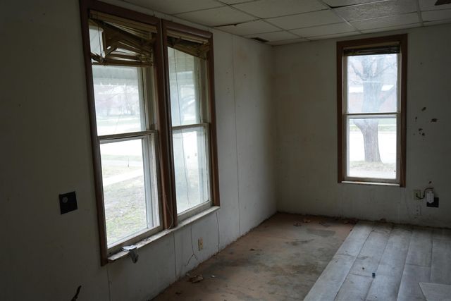 220 W. TRAER ST., Greene, IA 50636