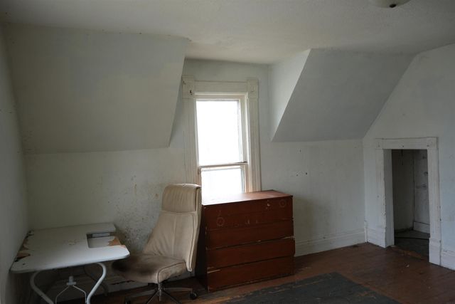 220 W. TRAER ST., Greene, IA 50636