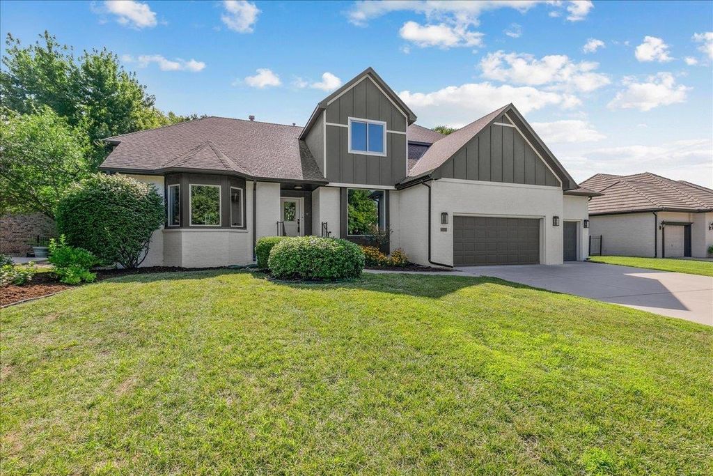 2610 N Wilderness Circle, Wichita, KS 67226