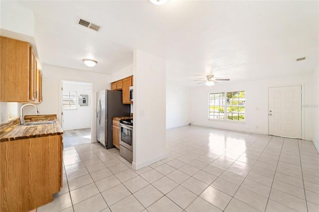 2216 NE 38TH STREET, Ocala, FL 34479