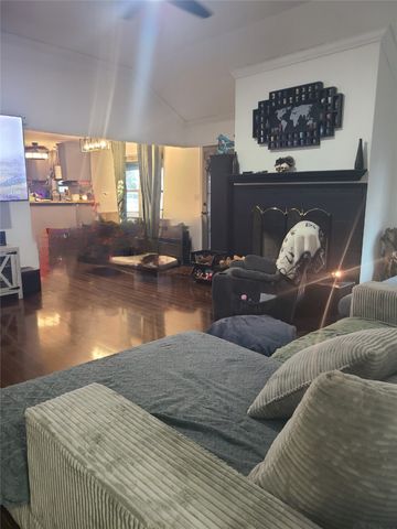 1605 Top Bluff Lane, Shreveport, LA 71109