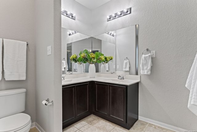1926 Laurel Pathway, San Antonio, TX 78245