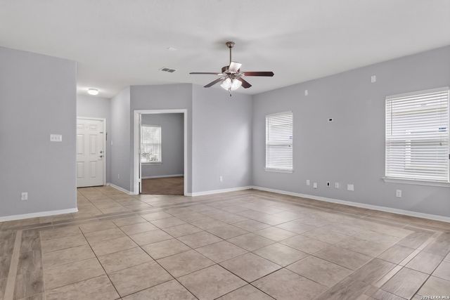 1926 Laurel Pathway, San Antonio, TX 78245