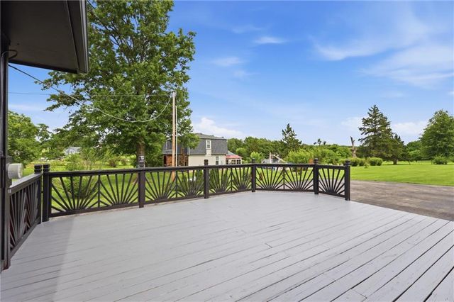 23485 W 207th Street, Spring Hill, KS 66083
