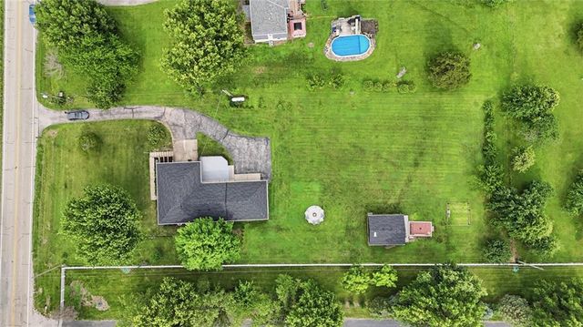 23485 W 207th Street, Spring Hill, KS 66083