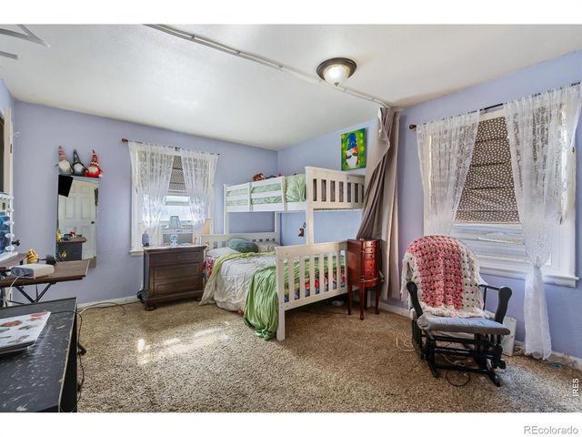 327 W Eisenhower Boulevard, Loveland, CO 80537