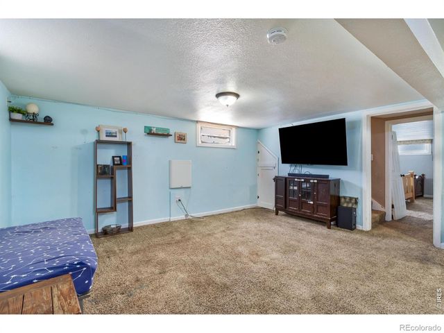 327 W Eisenhower Boulevard, Loveland, CO 80537