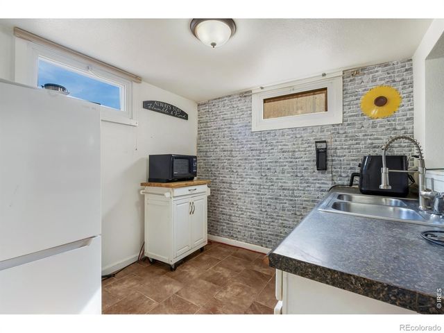 327 W Eisenhower Boulevard, Loveland, CO 80537