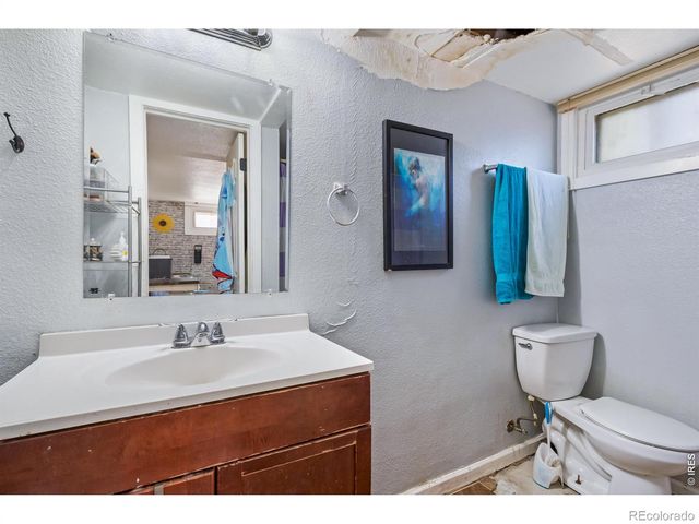327 W Eisenhower Boulevard, Loveland, CO 80537