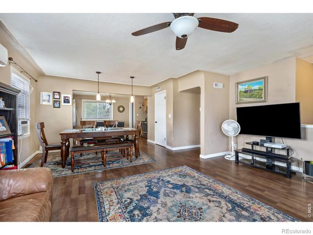 327 W Eisenhower Boulevard, Loveland, CO 80537