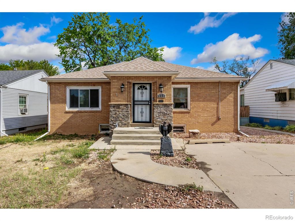 327 W Eisenhower Boulevard, Loveland, CO 80537