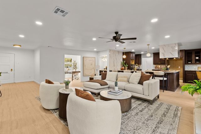 2324 Wooded Acres Drive, Waco, TX 76710