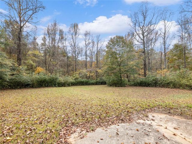 2773 River Road, Ellenwood, GA 30294