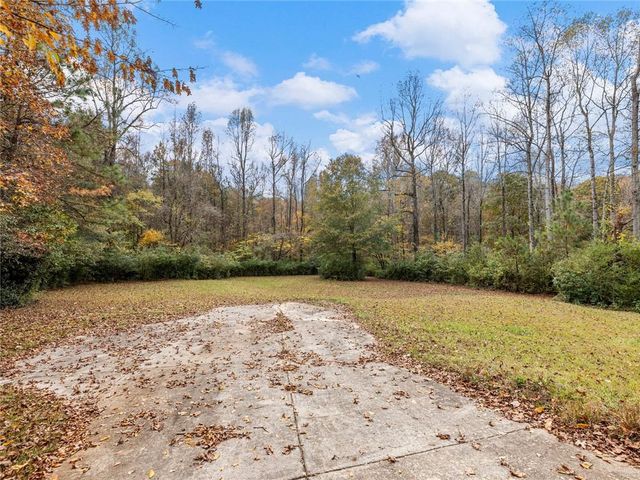 2773 River Road, Ellenwood, GA 30294
