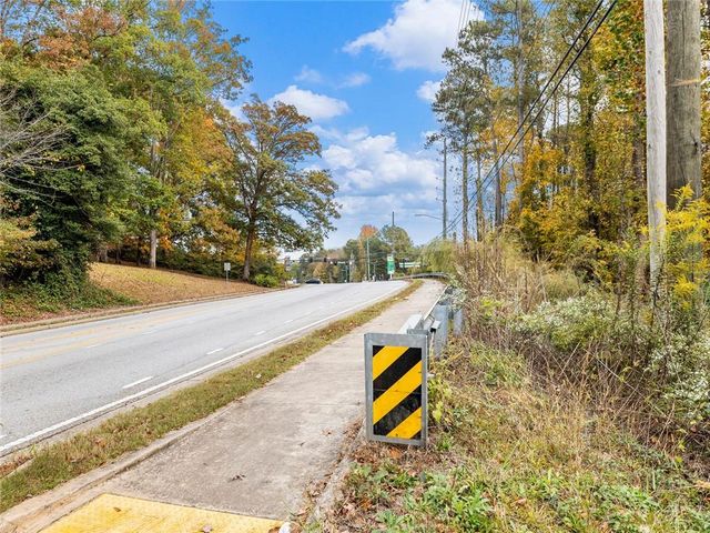 2773 River Road, Ellenwood, GA 30294