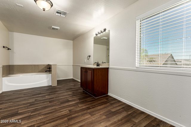 18564 W Onyx Avenue, Waddell, AZ 85355