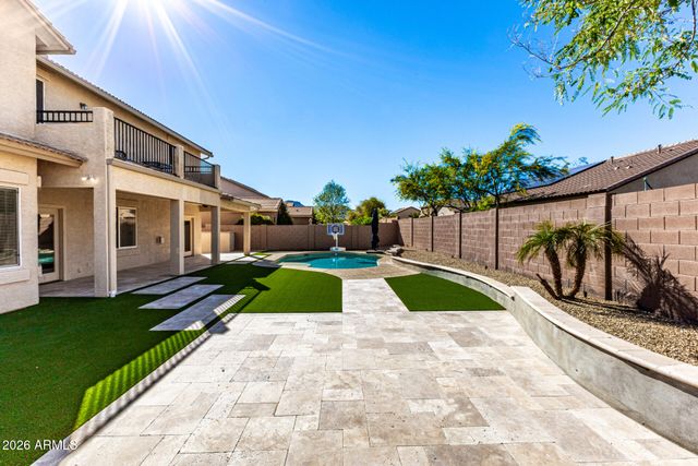 18564 W Onyx Avenue, Waddell, AZ 85355