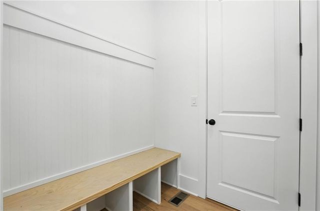 1664 Crestridge SE Drive, Marietta, GA 30067