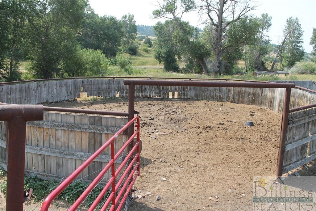 126 Upper Deer Creek, Big Timber, MT 59011 photo 18