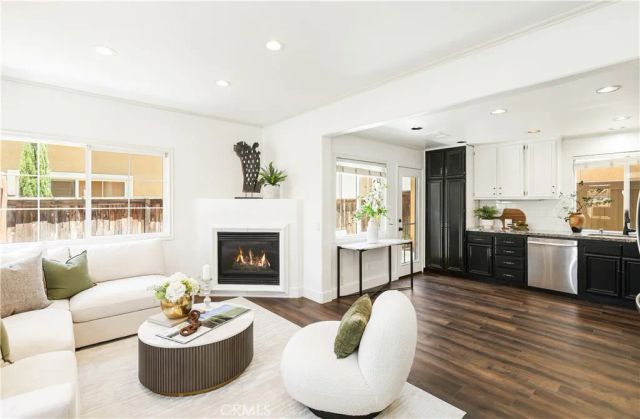 26 Bloomfield Lane, Rancho Santa Margarita, CA 92688