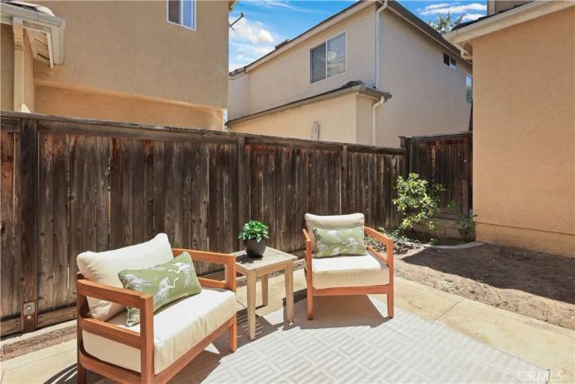 26 Bloomfield Lane, Rancho Santa Margarita, CA 92688