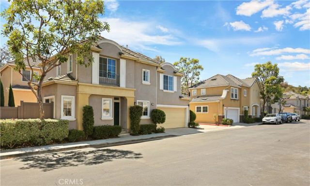 26 Bloomfield Lane, Rancho Santa Margarita, CA 92688