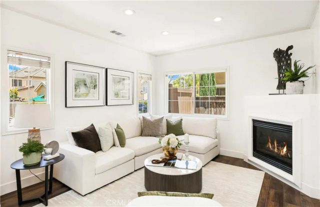 26 Bloomfield Lane, Rancho Santa Margarita, CA 92688