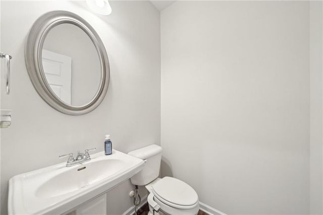 302 Braswell Court, Woodstock, GA 30188