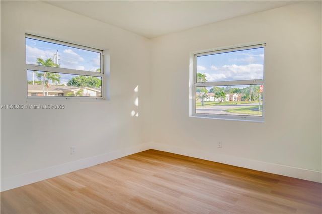 3251 NW 23rd Ct, Lauderdale Lakes, FL 33311