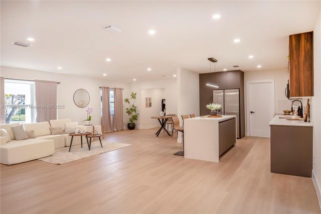 3251 NW 23rd Ct, Lauderdale Lakes, FL 33311