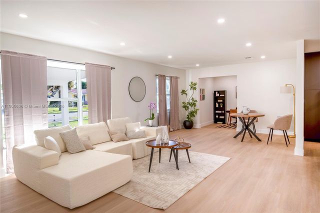 3251 NW 23rd Ct, Lauderdale Lakes, FL 33311