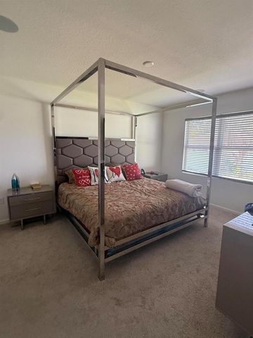 1405 Pace Drive NW, Palm Bay, FL 32907
