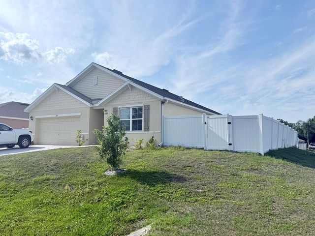 1405 Pace Drive NW, Palm Bay, FL 32907
