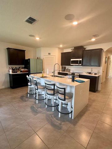 1405 Pace Drive NW, Palm Bay, FL 32907