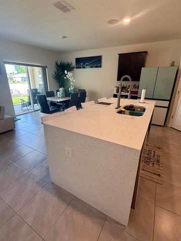 1405 Pace Drive NW, Palm Bay, FL 32907