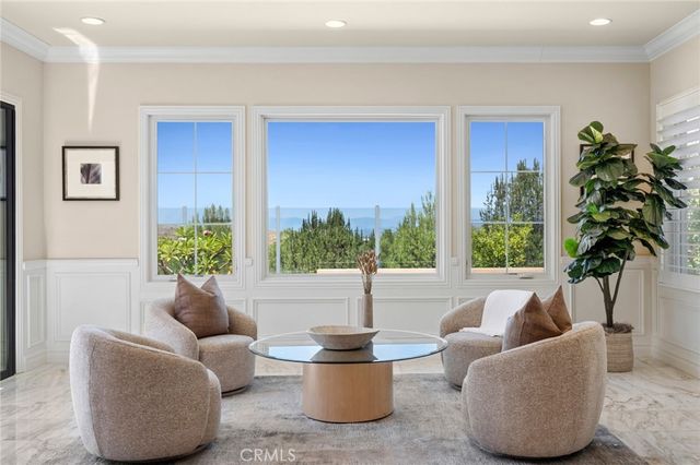 111 Shady Arbor, Irvine, CA 92618