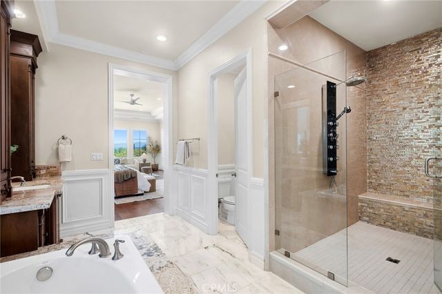 111 Shady Arbor, Irvine, CA 92618