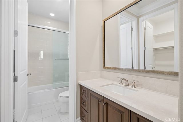 111 Shady Arbor, Irvine, CA 92618
