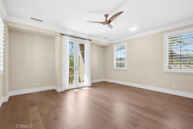 111 Shady Arbor, Irvine, CA 92618