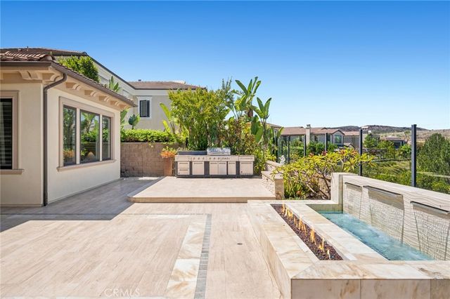 111 Shady Arbor, Irvine, CA 92618
