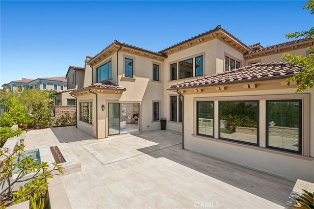 111 Shady Arbor, Irvine, CA 92618