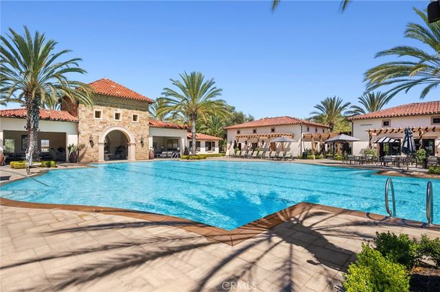 111 Shady Arbor, Irvine, CA 92618