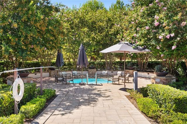 111 Shady Arbor, Irvine, CA 92618