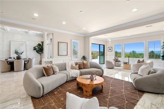 111 Shady Arbor, Irvine, CA 92618