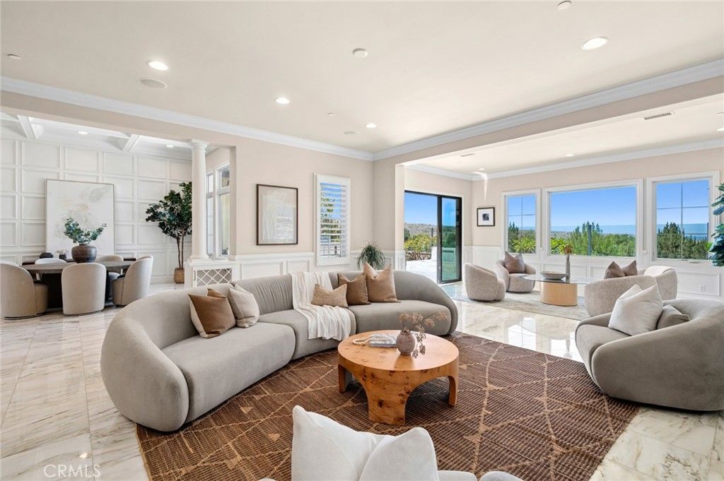 111 Shady Arbor, Irvine, CA 92618